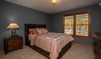 1140 N 100th Rd, Baldwin City, KS 66006