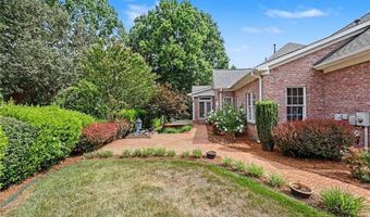 121 N Wildcat Run Ct, Advance, NC 27006