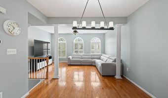 24687 KINGS CANYON Sq, Aldie, VA 20105
