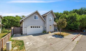 2700 Meadow Creek Way, Arcata, CA 95521