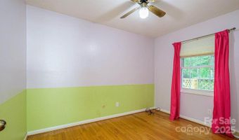 51 Bell Rd, Asheville, NC 28805