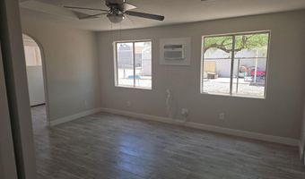 1584 N WOOD St, Casa Grande, AZ 85122