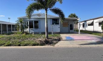 512 Puffin Dr, Barefoot Bay, FL 32976