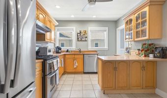 66 66-R 70 Wren St, Boston, MA 02132