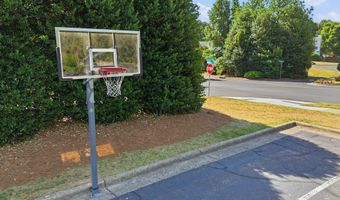 1219 Waterford Green Dr, Apex, NC 27502