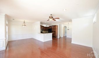 104 Putters Dr, Athens, GA 30607