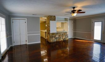 708 Miles Rd, Baxley, GA 31513