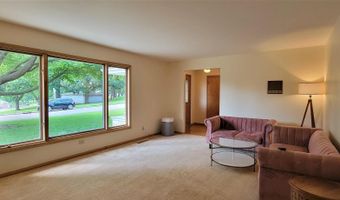 715 S Dodge St, Algona, IA 50511