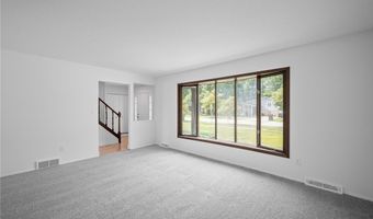 843 Nautilus Trl, Aurora, OH 44202