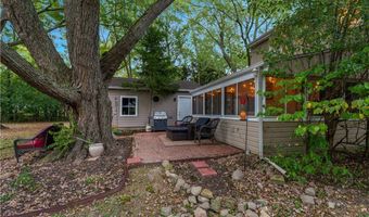 6370 Fairview Rd, Austintown, OH 44515