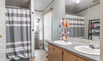 151 Allen Ln, Aberdeen, NC 28315