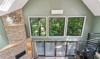 145 Center Grange Rd, Aliquippa, PA 15001