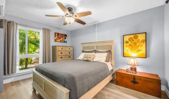 140 UWAPO Rd 36-104, Kihei, HI 96753