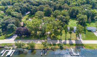 723 N River Rd, Algonquin, IL 60102