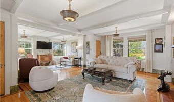 10 Hamilton Hl, Glocester, RI 02829