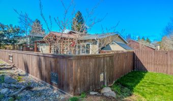 760 E Cascade Ave, Sisters, OR 97759