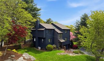 5 Aurora Dr, Cumberland, RI 02864