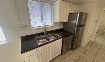 1005 Dickerson Dr SE A, Albuquerque, NM 87106