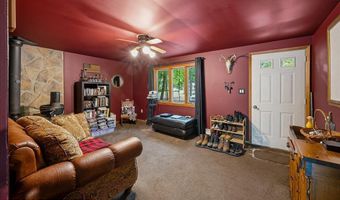 105 Lenape Trl, Albrightsville, PA 18210