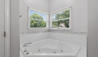 47 Stonehenge Dr, Bentonville, AR 72712