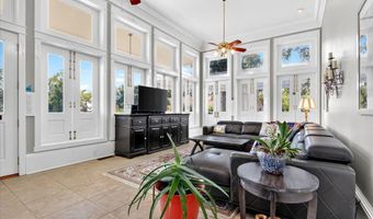 1611 Glenn Swetman St, Biloxi, MS 39530