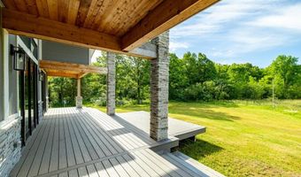 6172 Hellner Rd, Ann Arbor, MI 48105