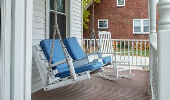 918 1st Ave, Ackley, IA 50601