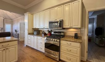 204 Piccadilly, Batesville, MS 38606