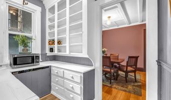 21 Laurel Ave, Auburn, ME 04210