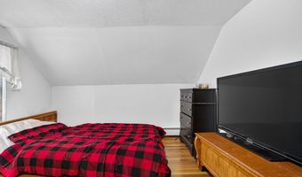 26 Humphrey Pl, Athol, MA 01331