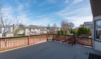333 W Windsor Dr, Bloomingdale, IL 60108
