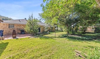 1912 Mimosa St, Abbeville, LA 70510