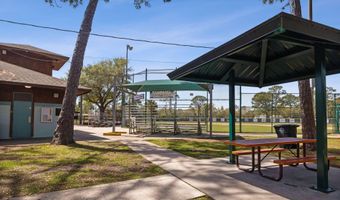 181 SYLVAN Dr, Atlantic Beach, FL 32233