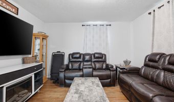 117 N 10th St, Beatrice, NE 68310