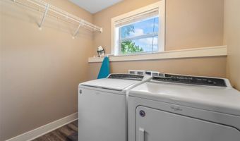 611 Court St, Adel, IA 50003