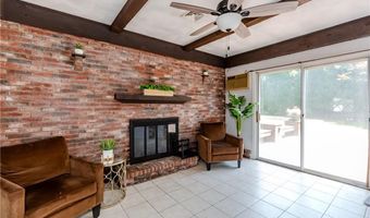 7 Oakcrest Dr, North Providence, RI 02904