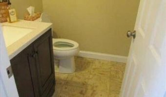 99 Cambridge Rd, Bedford, NH 03110