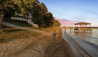2700 Harbor View Rd, Camden, SC 29020