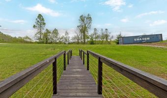 39403 State Route 689, Albany, OH 45710
