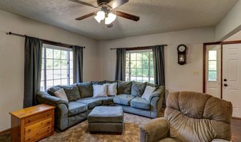 25611 Indian Lake Rd, Birdseye, IN 47513