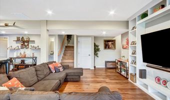 415 S Piper Ave, Ash Grove, MO 65604