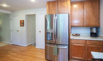 8069 Ashgrove Dr, Anderson Twp., OH 45244