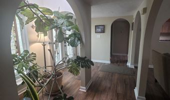 1902 Mountain Shadow Dr, Carlsbad, NM 88220