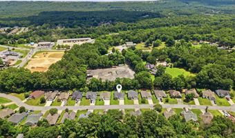 133 LAKE Ter, Alabaster, AL 35007