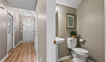 2428 UNIVERSITY Dr 403, Auburn, AL 36830