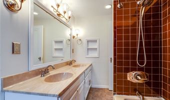 294 Sundale Rd, Akron, OH 44313
