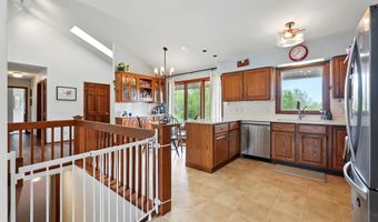 704 Redding Rd, Angola, IN 46703