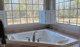 5686 Golden Isle W, Baxley, GA 31513