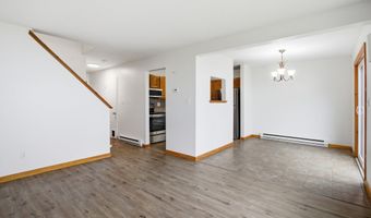 565 Clark Ave APT 17, Bristol, CT 06010