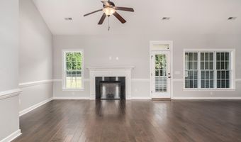 1227 Grayleigh Dr, Ayden, NC 28513